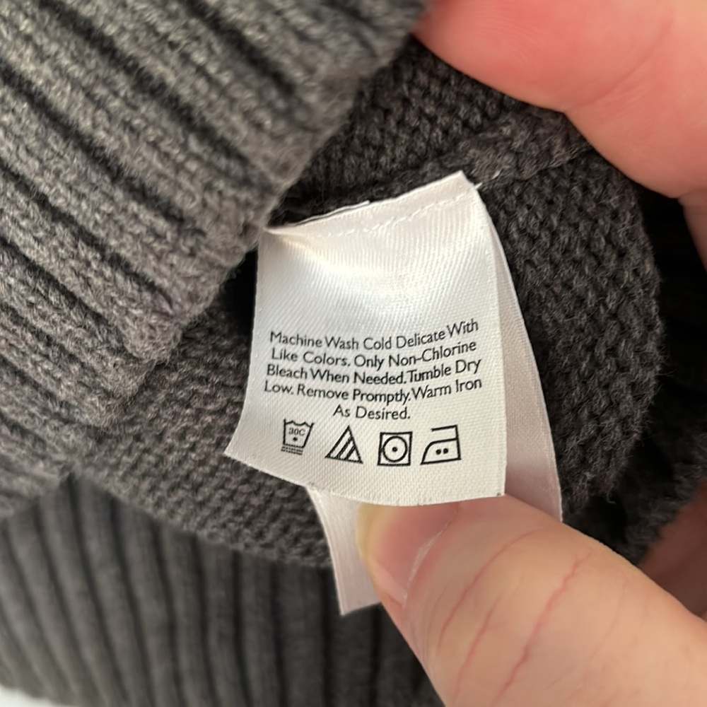 Eddie Bauer Holiday Snowflakes Half Zip Sweater Large Black Gray - Picture 4 of 5